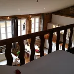 La Loge Du Vieux לינה וארוחת בוקר 4*