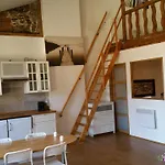 לינה וארוחת בוקר La Loge Du Vieux 4*