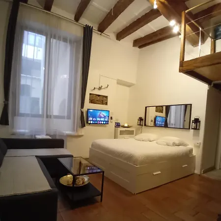 La Loge Du Vieux Bed & Breakfast Lyon
