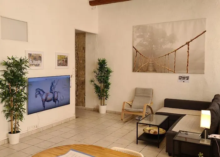 Oda ve Kahvaltı La Loge Du Vieux