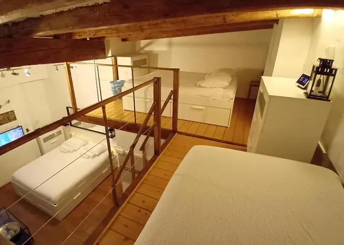 La Loge Du Vieux Oda ve Kahvaltı