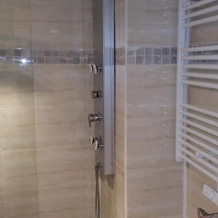 Frühstückspension La Loge Du Vieux 2*
