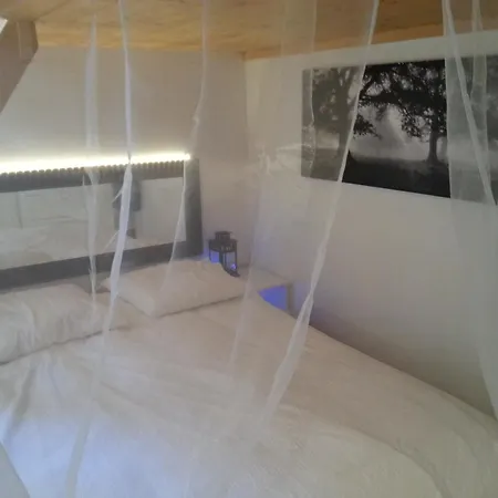 La Loge Du Vieux 2*