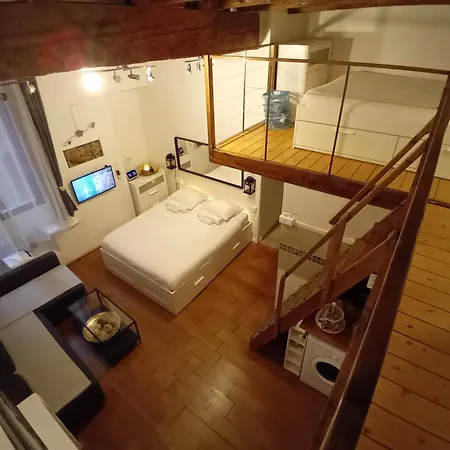 Bed and Breakfast La Loge Du Vieux Λυών