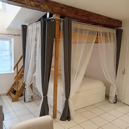 Bed and Breakfast La Loge Du Vieux Λυών